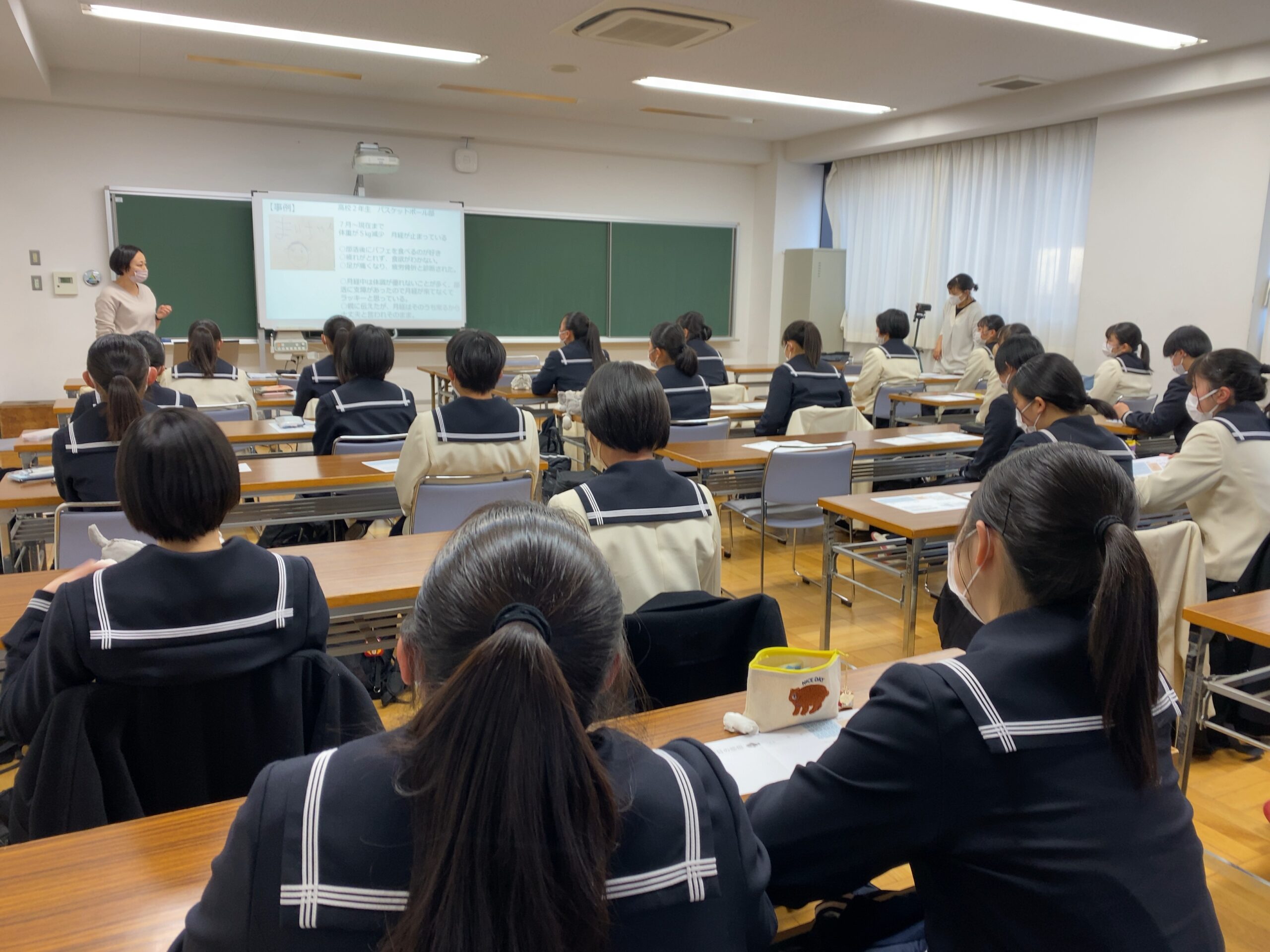 女子アスリートへの健康管理指導